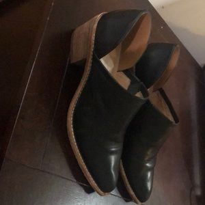 Too many black boots!